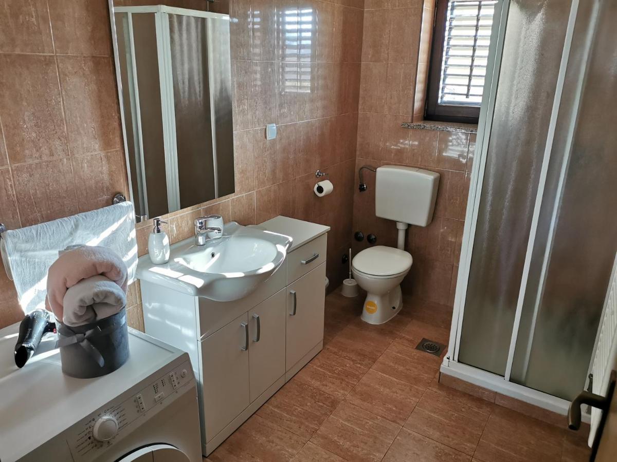 Apartman Martina Apartment Krsan Exterior photo
